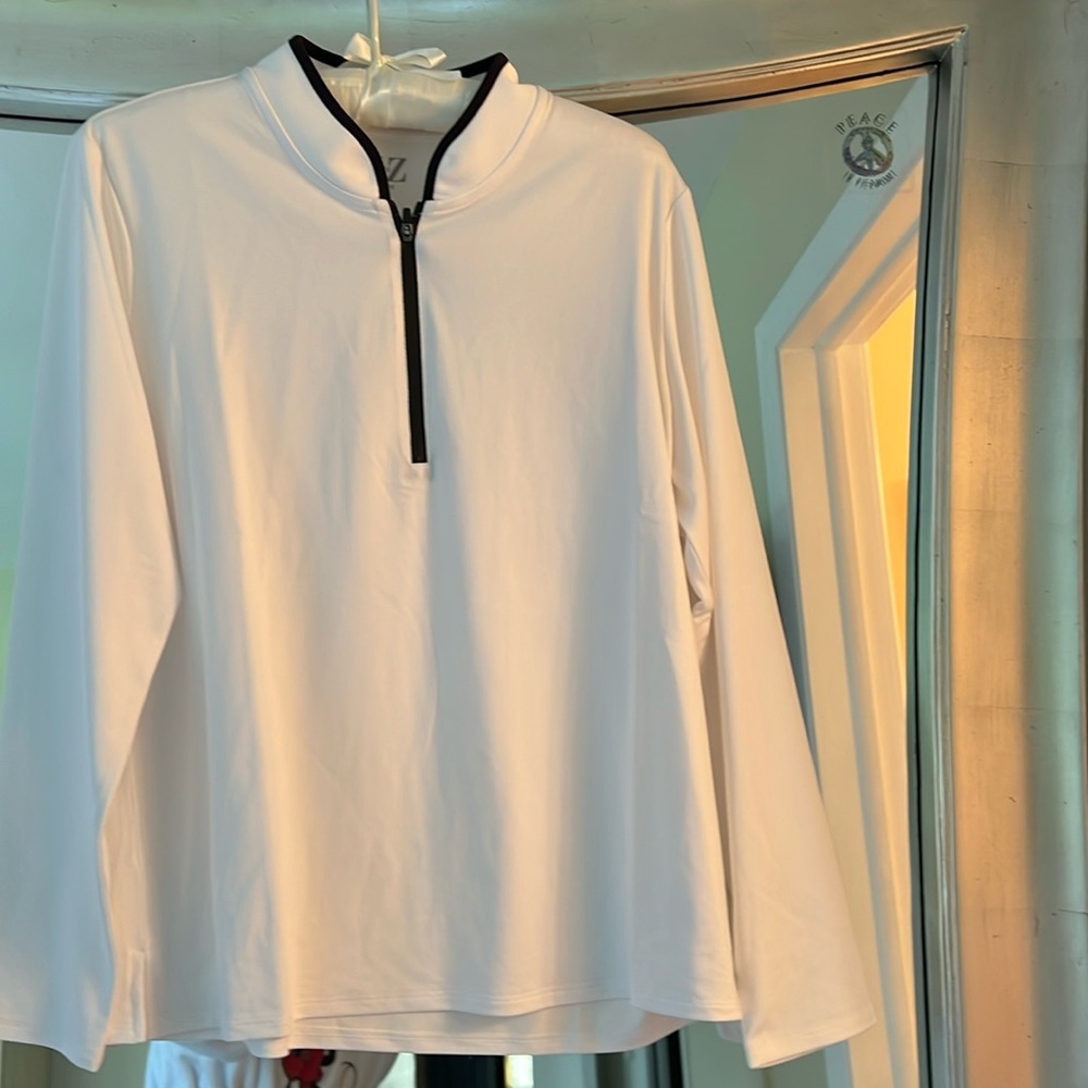 Nic &  Zoe top